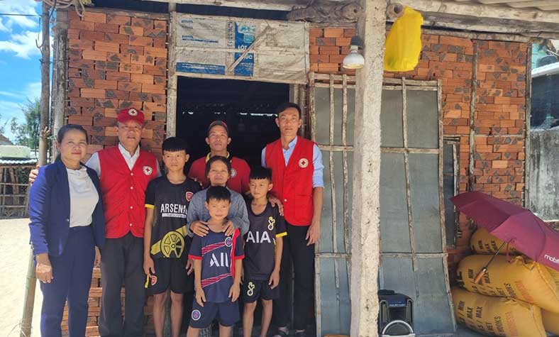 HỘI CHỮ THẬP ĐỎ VIỆT NAM