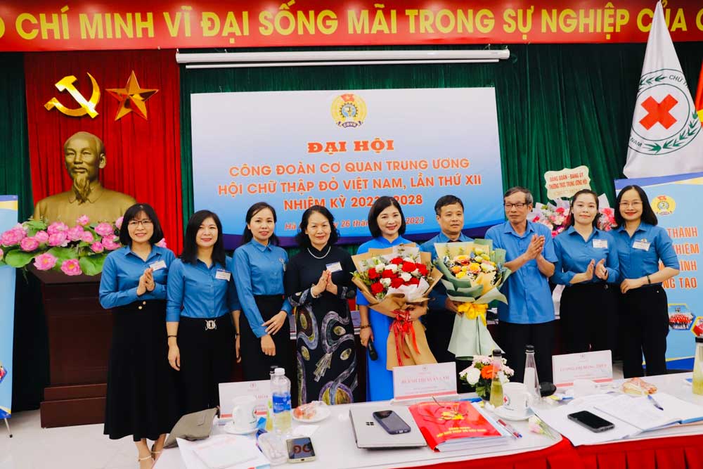HỘI CHỮ THẬP ĐỎ VIỆT NAM