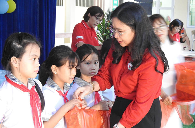 HỘI CHỮ THẬP ĐỎ VIỆT NAM
