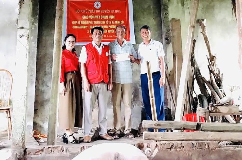 HỘI CHỮ THẬP ĐỎ VIỆT NAM
