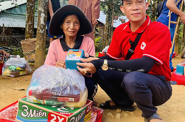 HỘI CHỮ THẬP ĐỎ VIỆT NAM