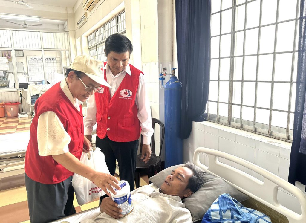 HỘI CHỮ THẬP ĐỎ VIỆT NAM