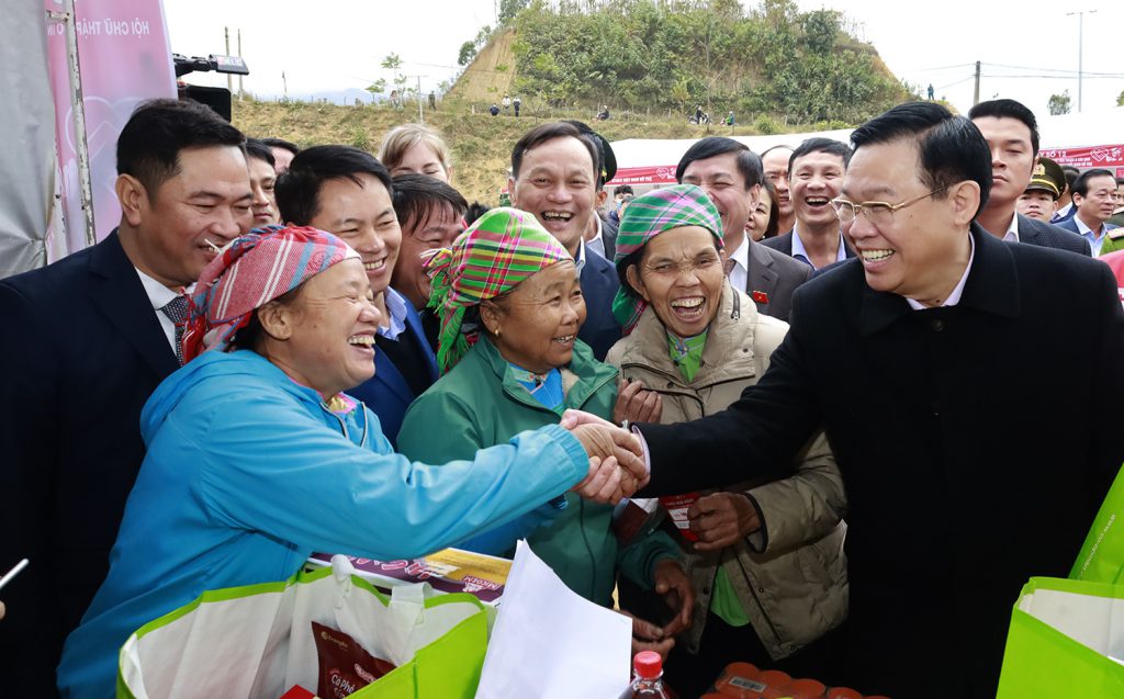 HỘI CHỮ THẬP ĐỎ VIỆT NAM