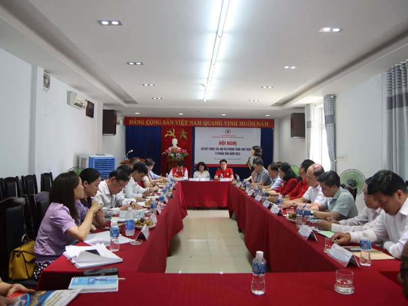 HỘI CHỮ THẬP ĐỎ VIỆT NAM