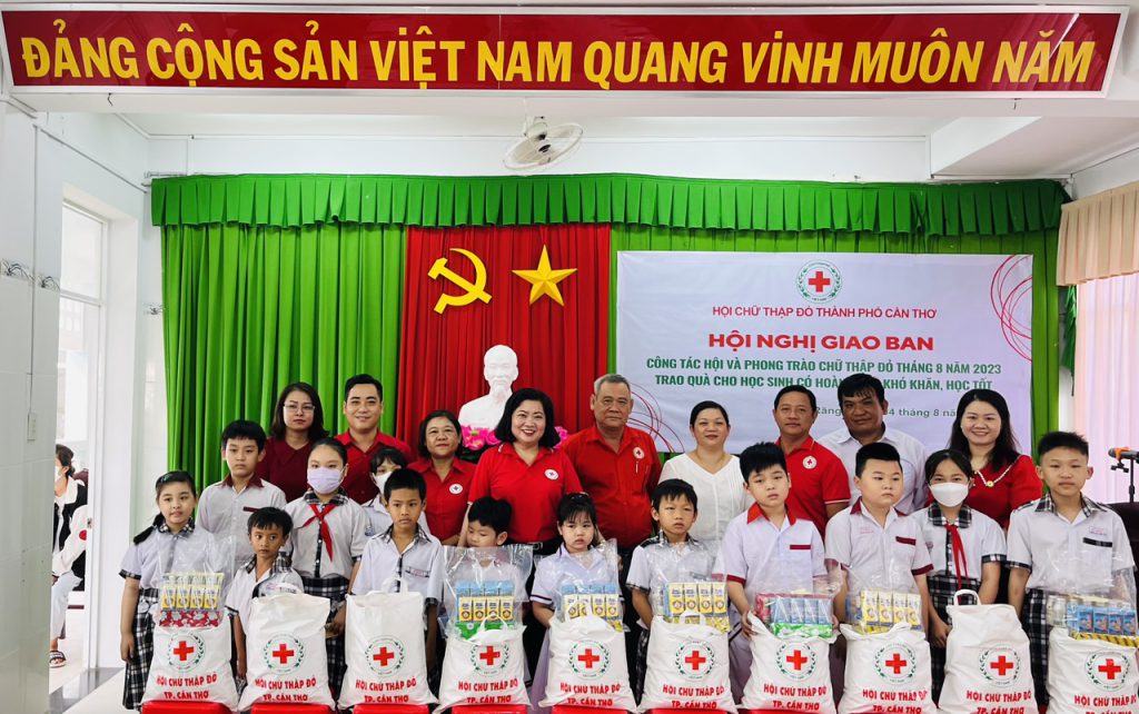 HỘI CHỮ THẬP ĐỎ VIỆT NAM