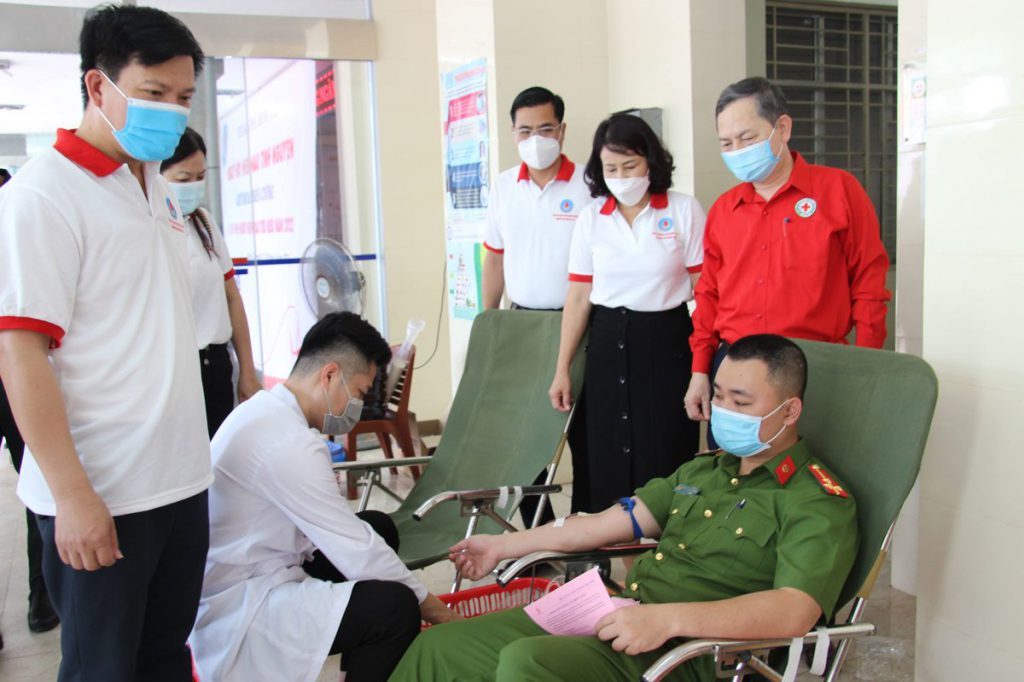 HỘI CHỮ THẬP ĐỎ VIỆT NAM