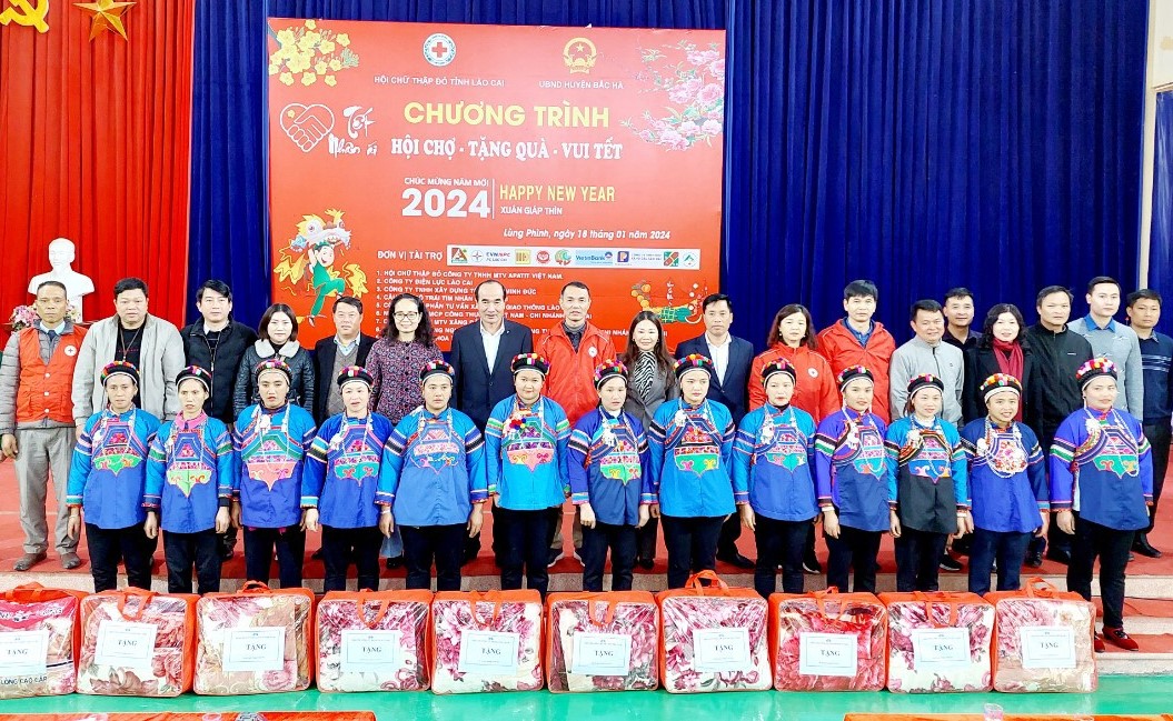 HỘI CHỮ THẬP ĐỎ VIỆT NAM