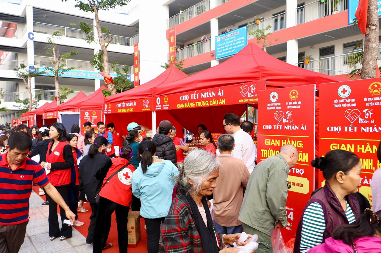 HỘI CHỮ THẬP ĐỎ VIỆT NAM