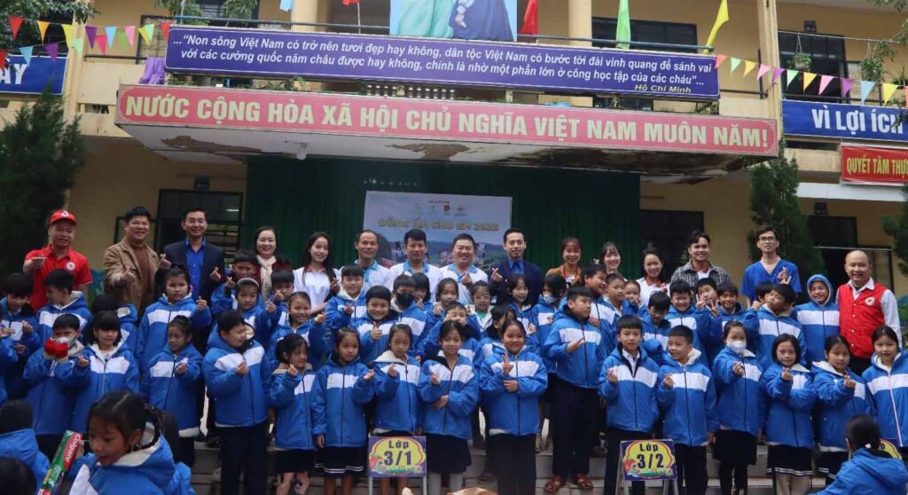 HỘI CHỮ THẬP ĐỎ VIỆT NAM