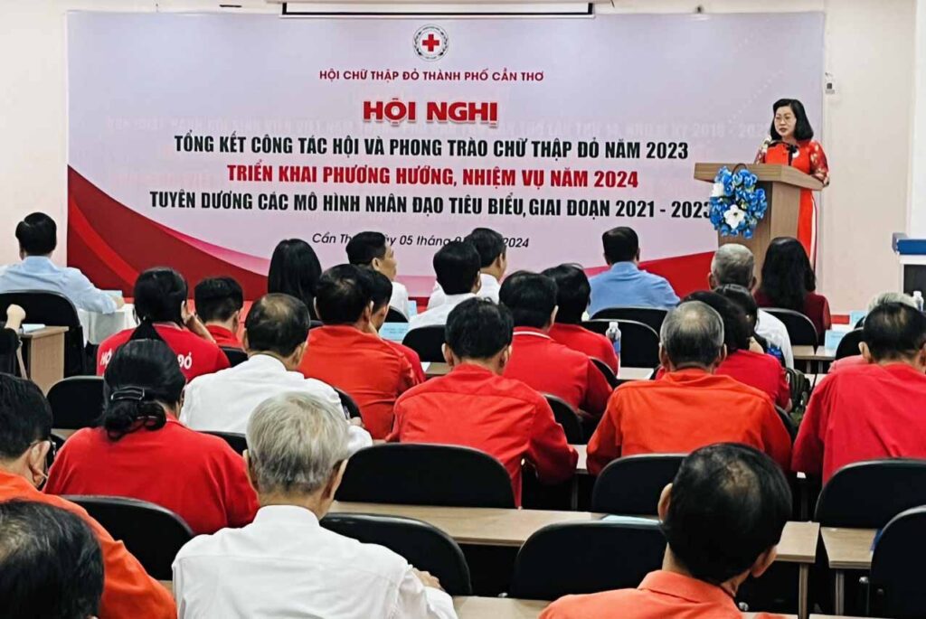 HỘI CHỮ THẬP ĐỎ VIỆT NAM