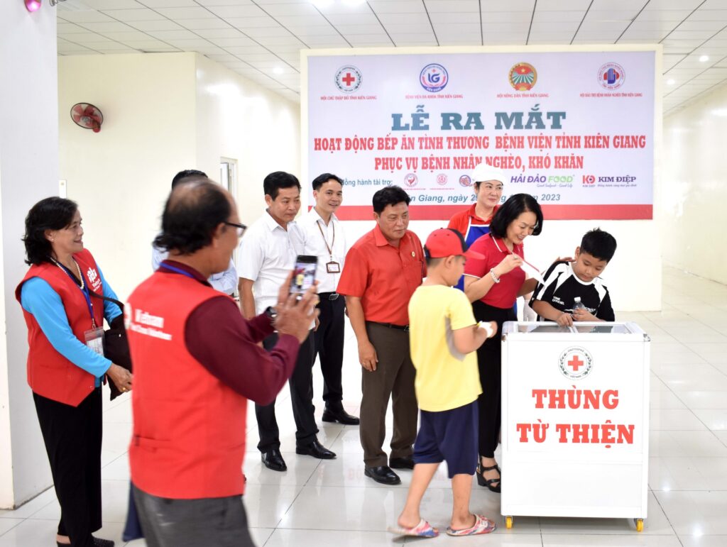 HỘI CHỮ THẬP ĐỎ VIỆT NAM