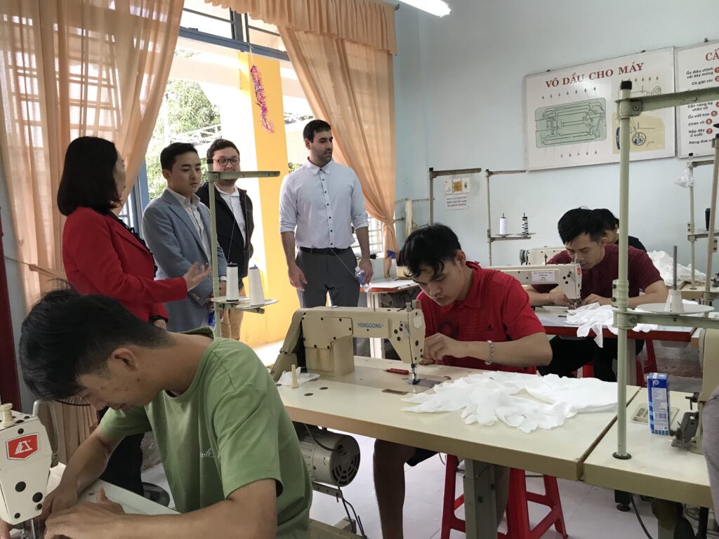 HỘI CHỮ THẬP ĐỎ VIỆT NAM