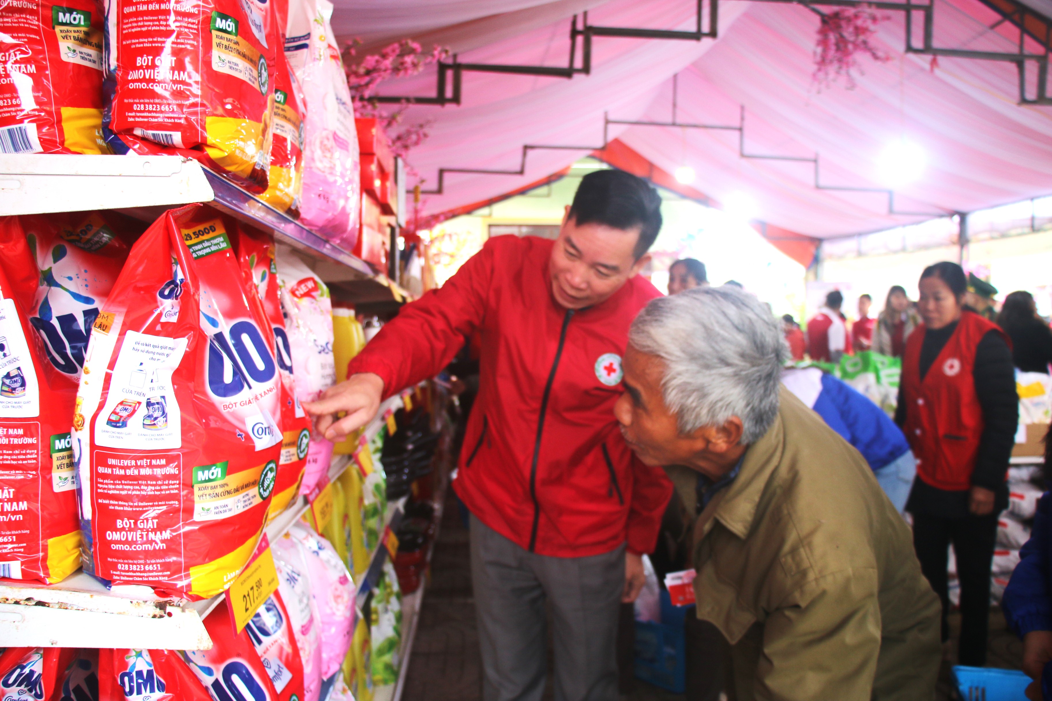 HỘI CHỮ THẬP ĐỎ VIỆT NAM