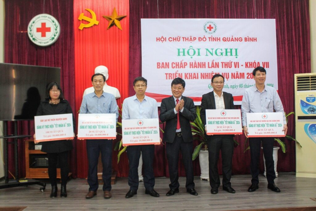 HỘI CHỮ THẬP ĐỎ VIỆT NAM