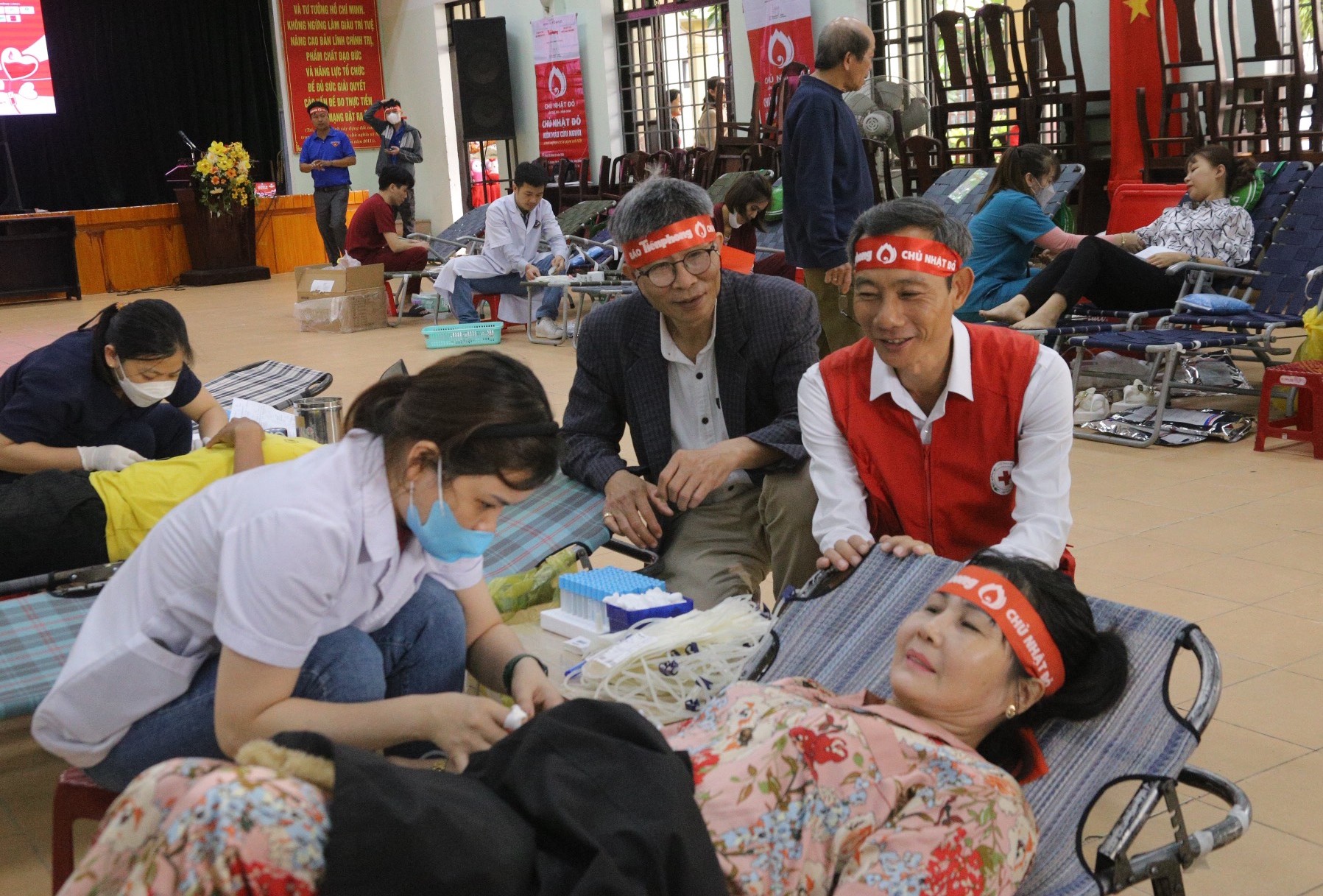 HỘI CHỮ THẬP ĐỎ VIỆT NAM