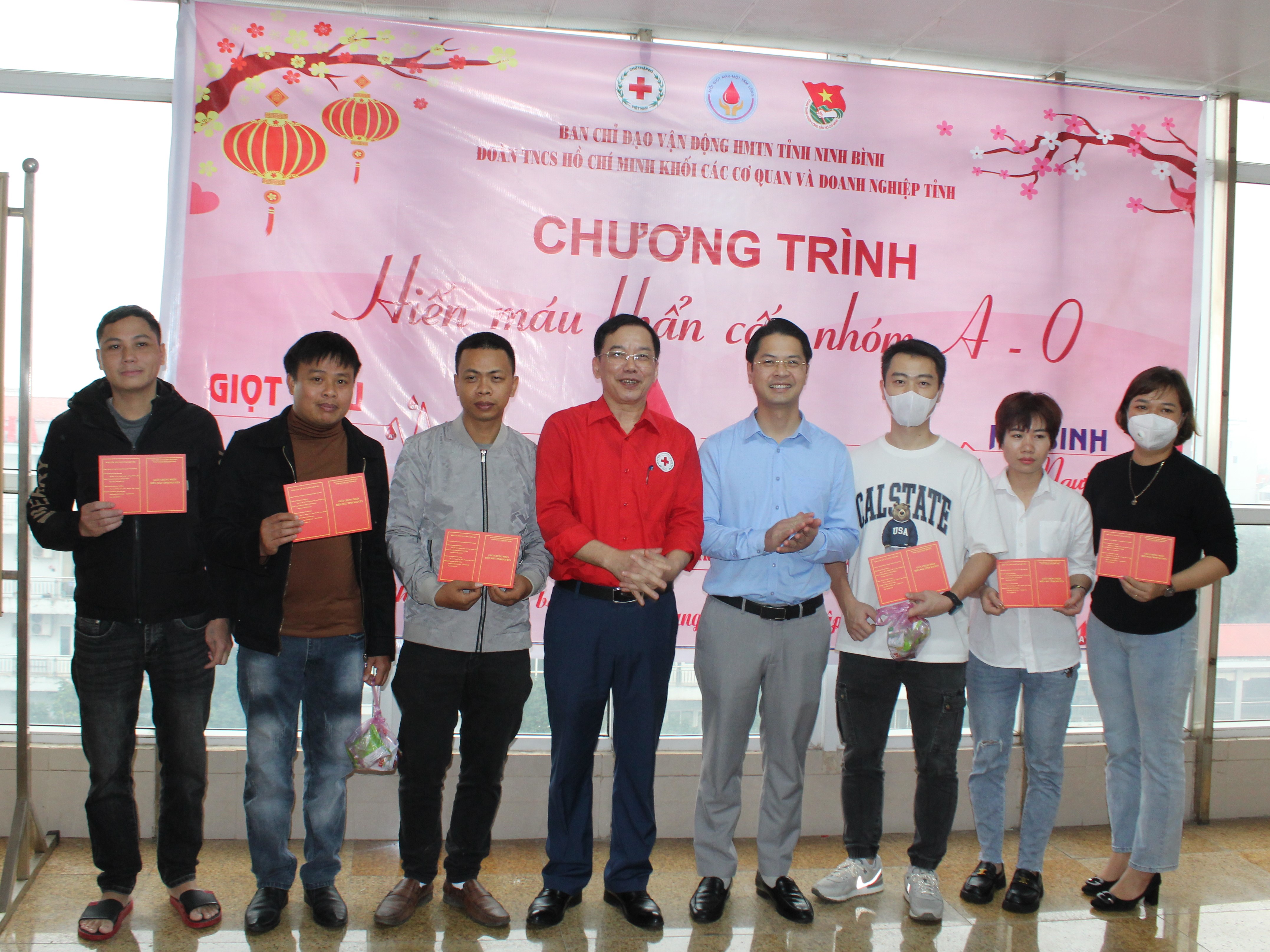 HỘI CHỮ THẬP ĐỎ VIỆT NAM