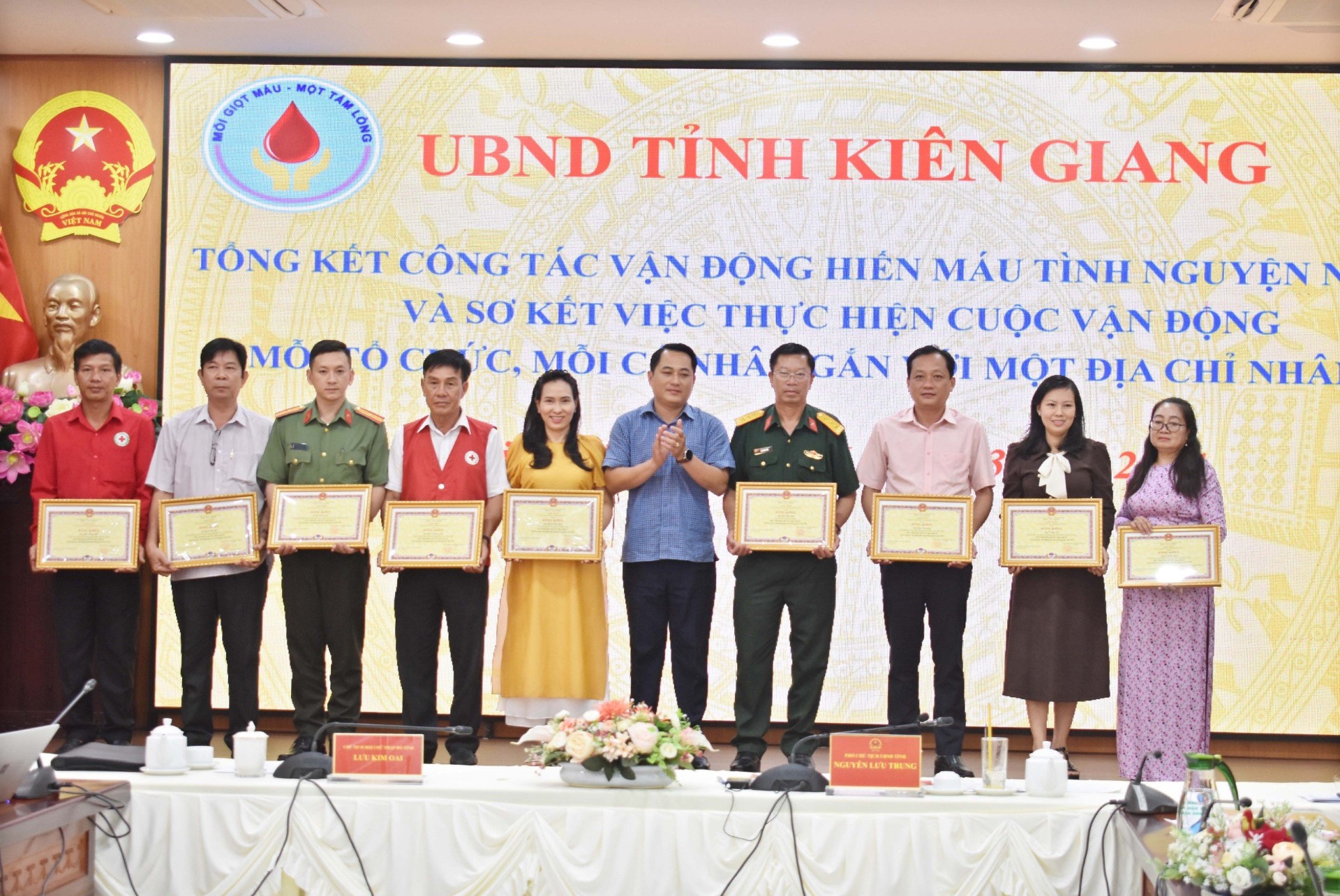 HỘI CHỮ THẬP ĐỎ VIỆT NAM