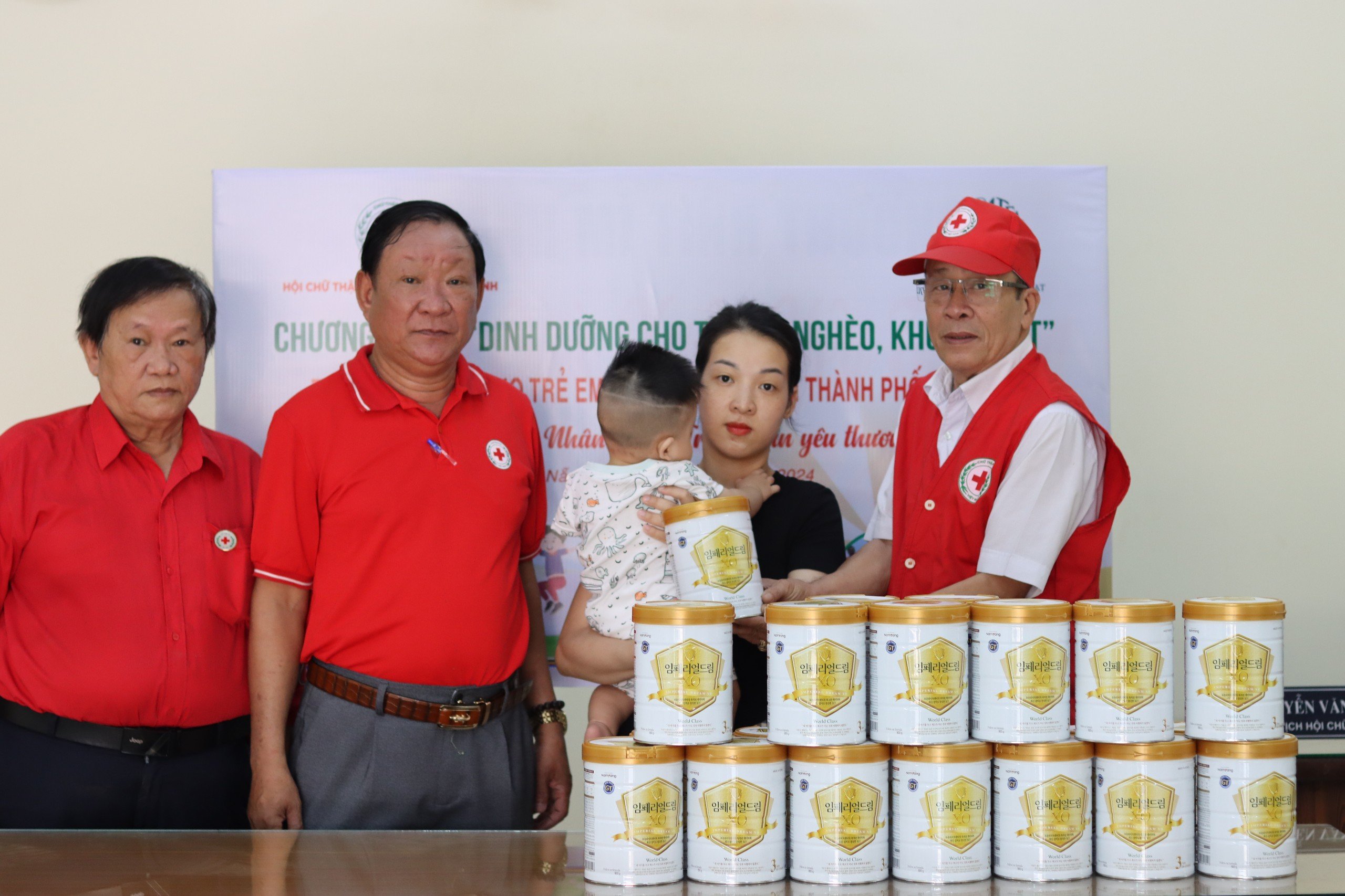 HỘI CHỮ THẬP ĐỎ VIỆT NAM