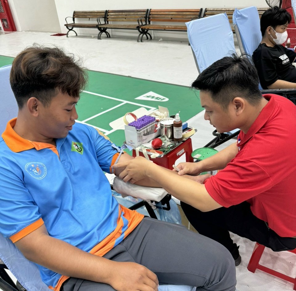 HỘI CHỮ THẬP ĐỎ VIỆT NAM