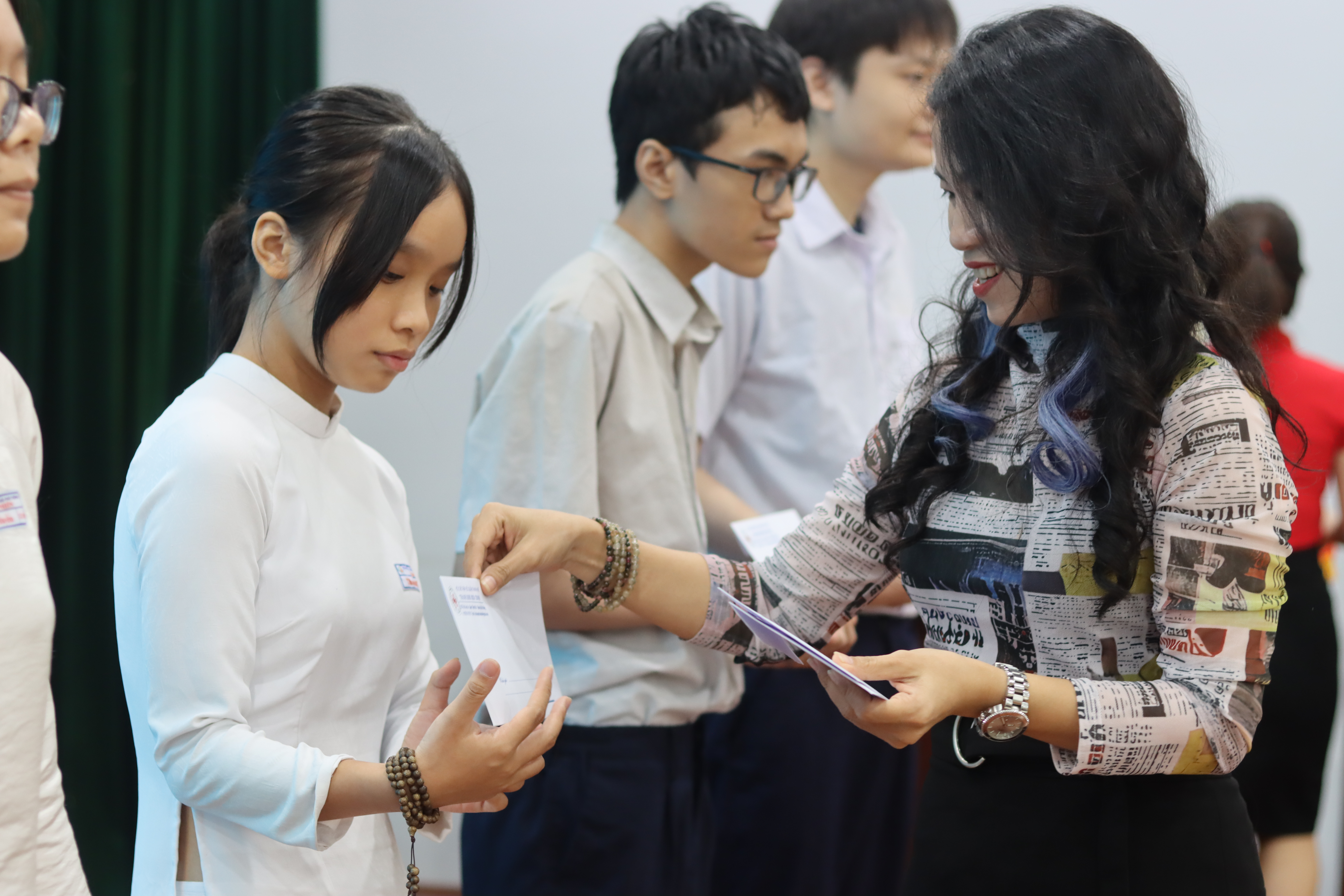 HỘI CHỮ THẬP ĐỎ VIỆT NAM