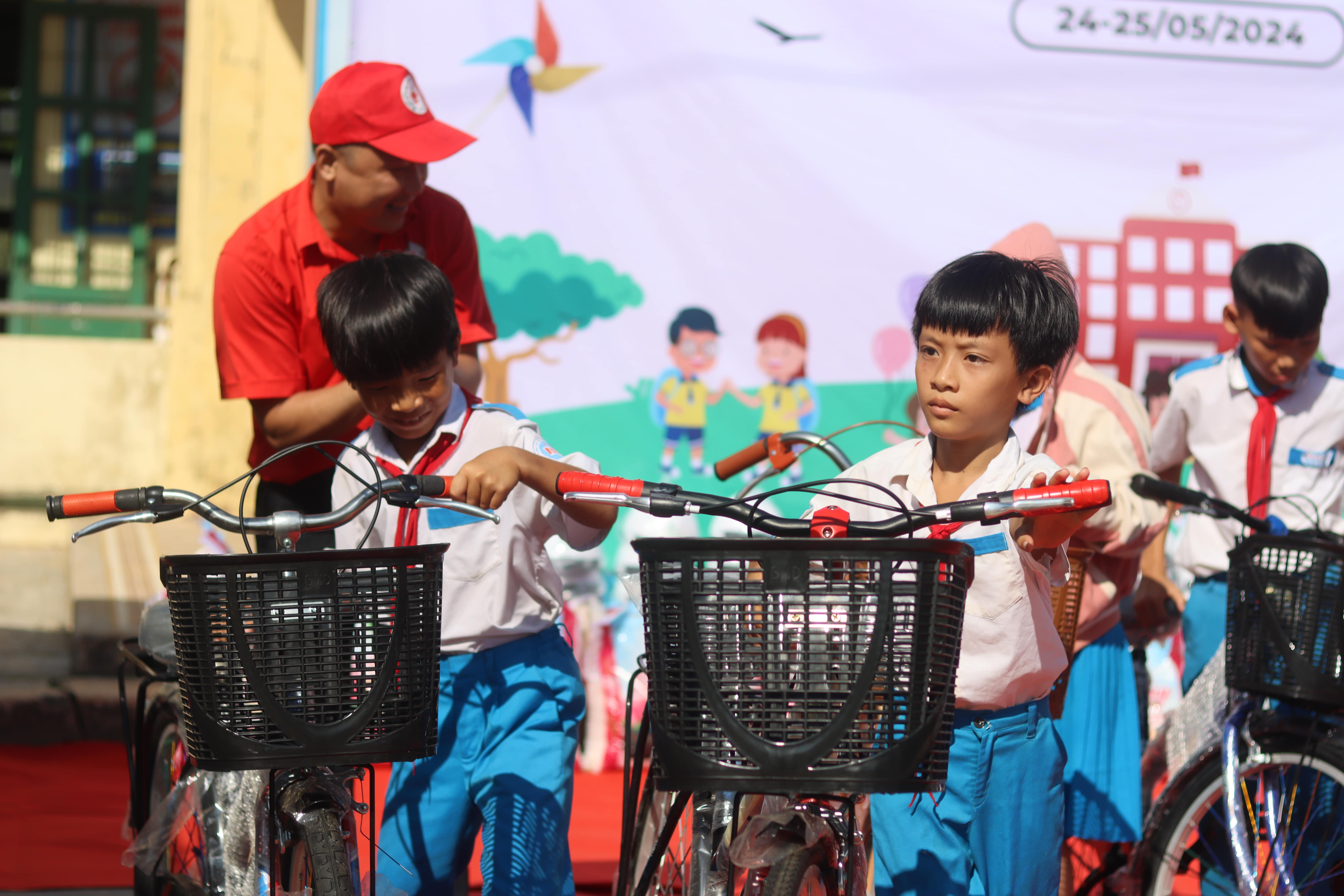 HỘI CHỮ THẬP ĐỎ VIỆT NAM