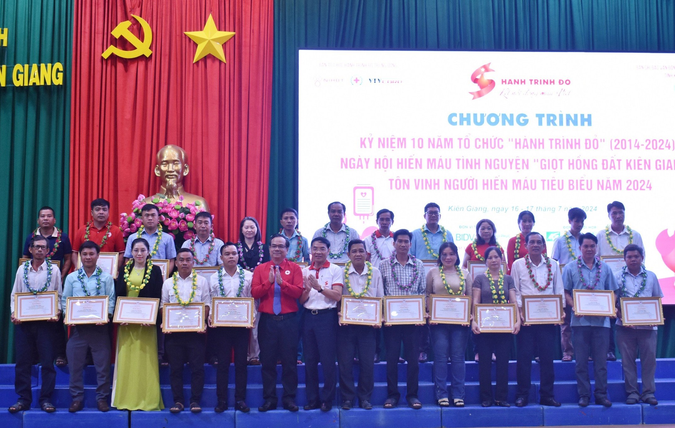 HỘI CHỮ THẬP ĐỎ VIỆT NAM