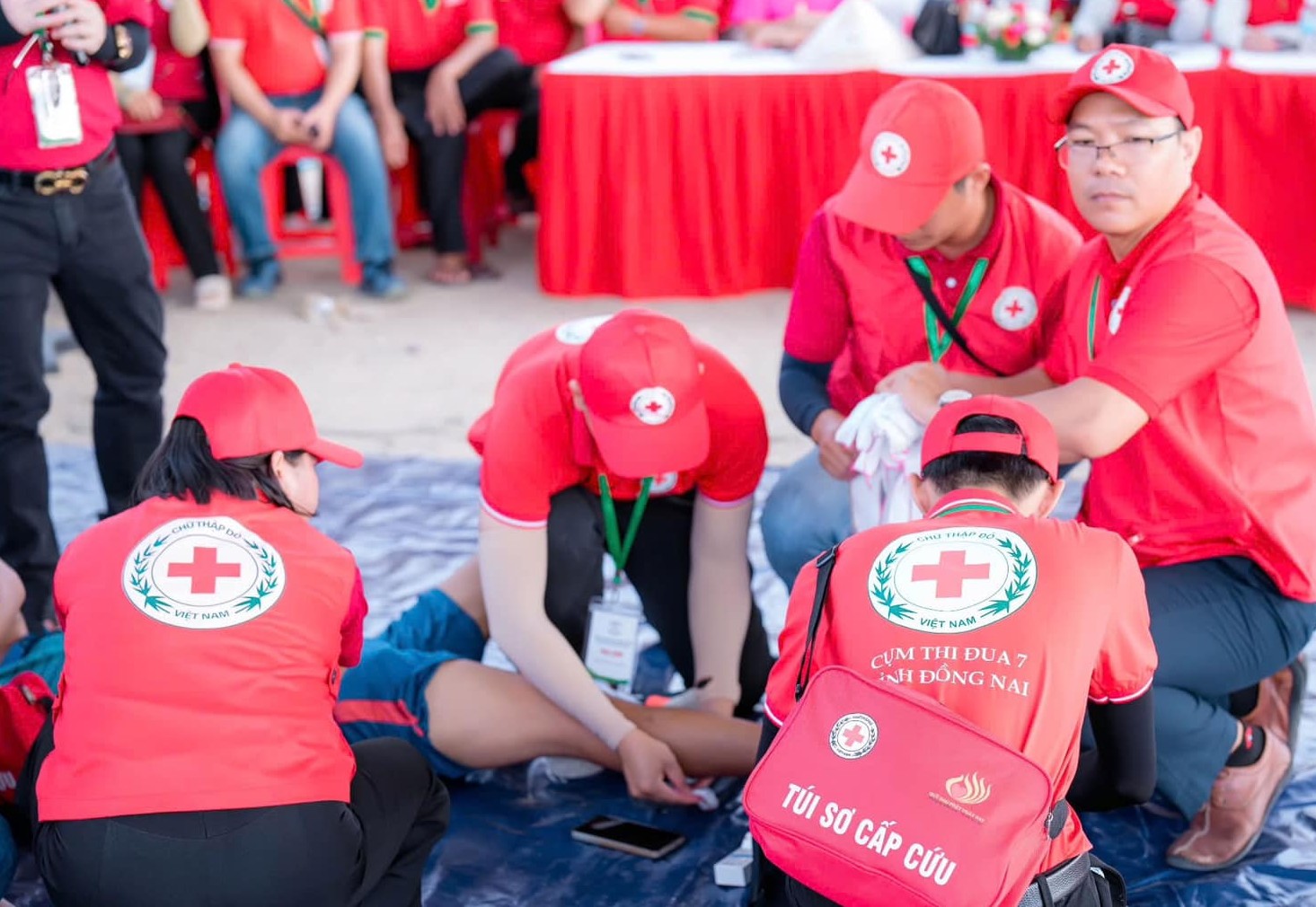 HỘI CHỮ THẬP ĐỎ VIỆT NAM
