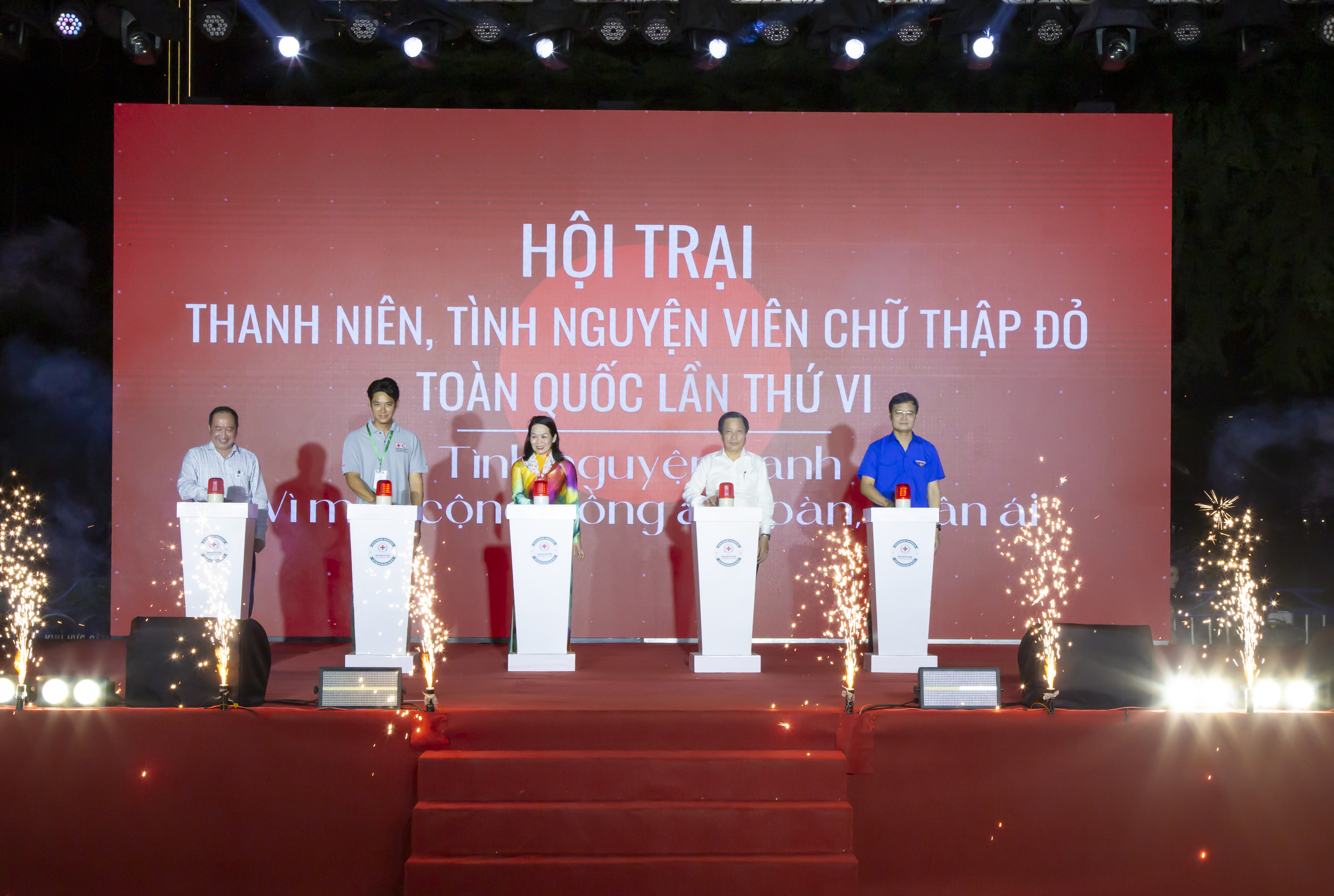 HỘI CHỮ THẬP ĐỎ VIỆT NAM
