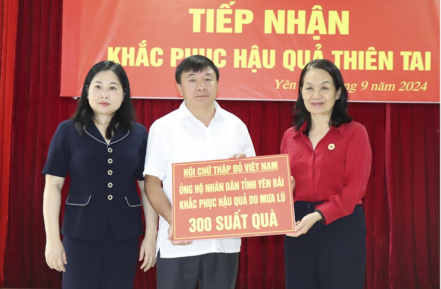 HỘI CHỮ THẬP ĐỎ VIỆT NAM