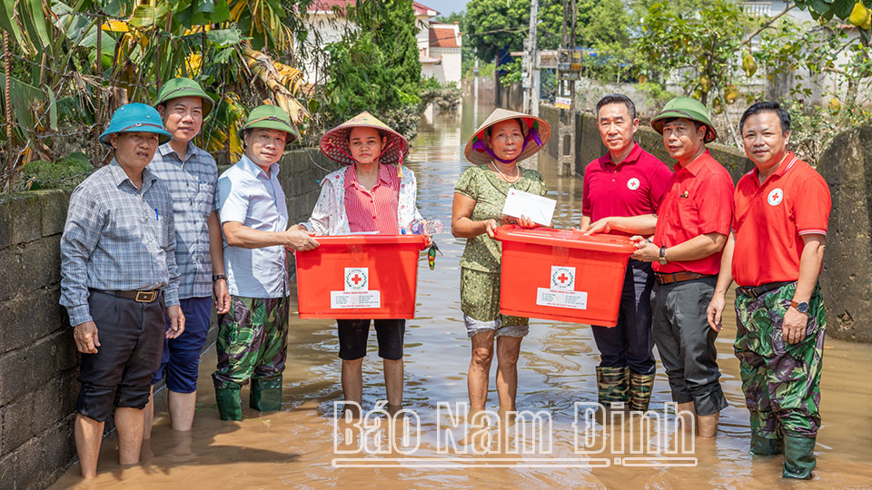 HỘI CHỮ THẬP ĐỎ VIỆT NAM