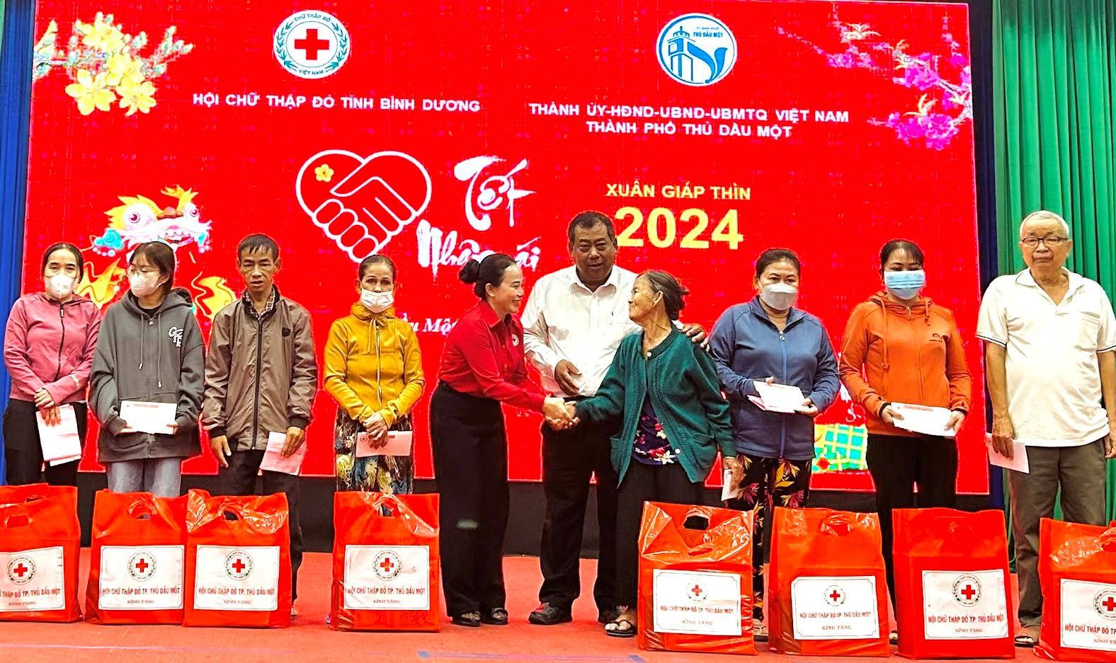 HỘI CHỮ THẬP ĐỎ VIỆT NAM