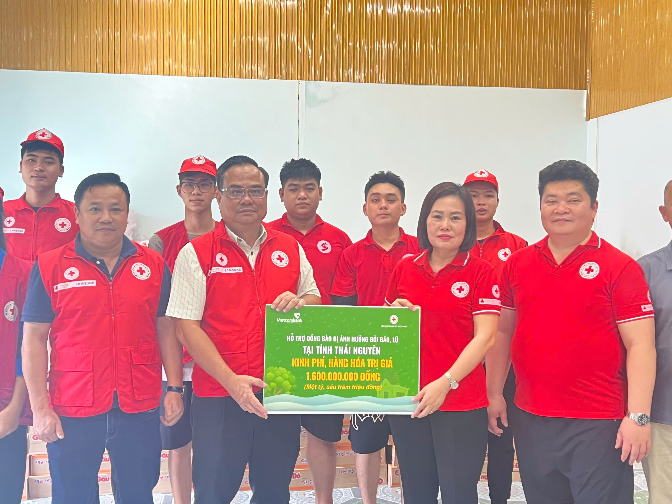 HỘI CHỮ THẬP ĐỎ VIỆT NAM