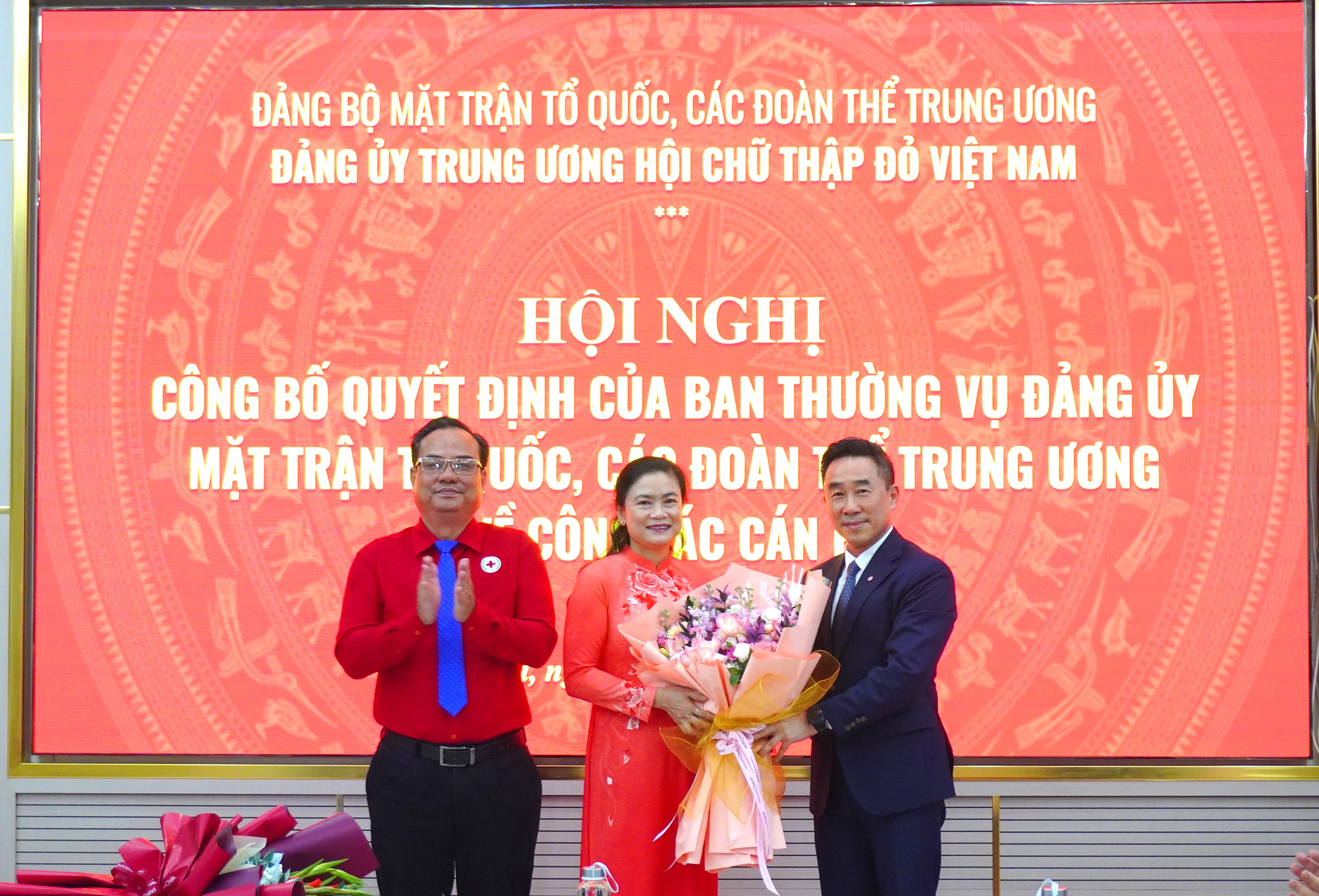 HỘI CHỮ THẬP ĐỎ VIỆT NAM