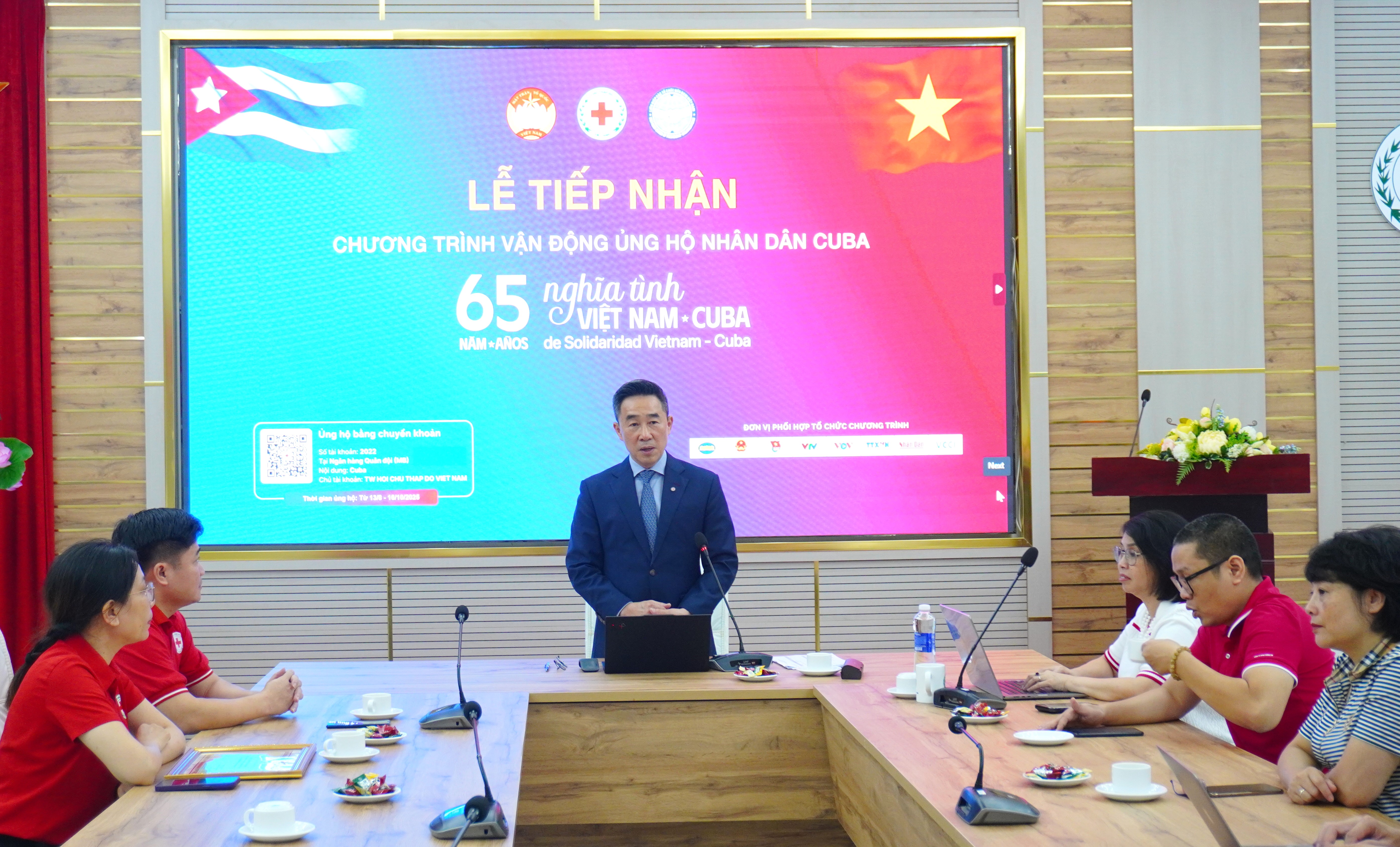 HỘI CHỮ THẬP ĐỎ VIỆT NAM