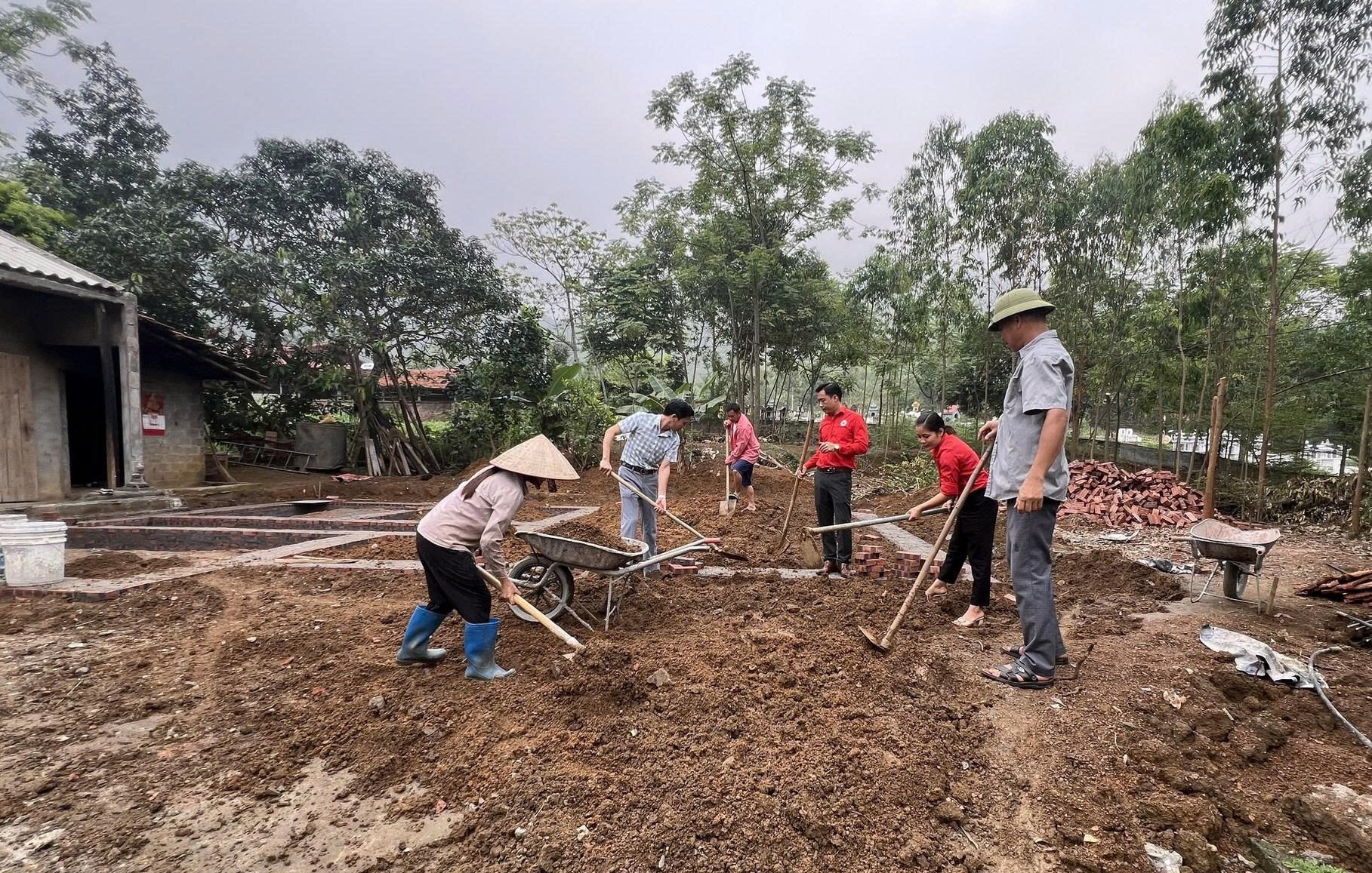 HỘI CHỮ THẬP ĐỎ VIỆT NAM