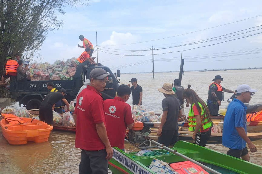HỘI CHỮ THẬP ĐỎ VIỆT NAM