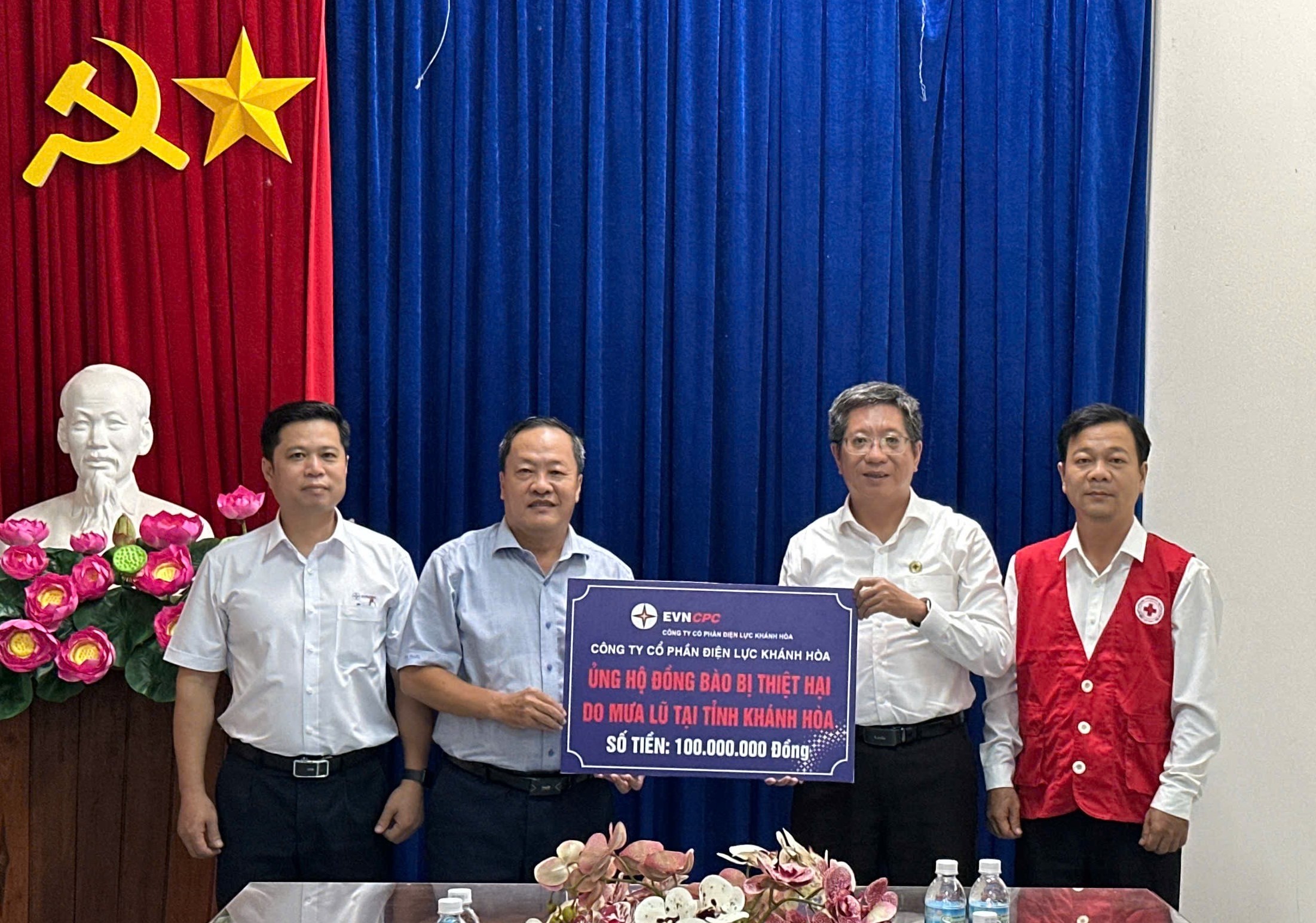 HỘI CHỮ THẬP ĐỎ VIỆT NAM