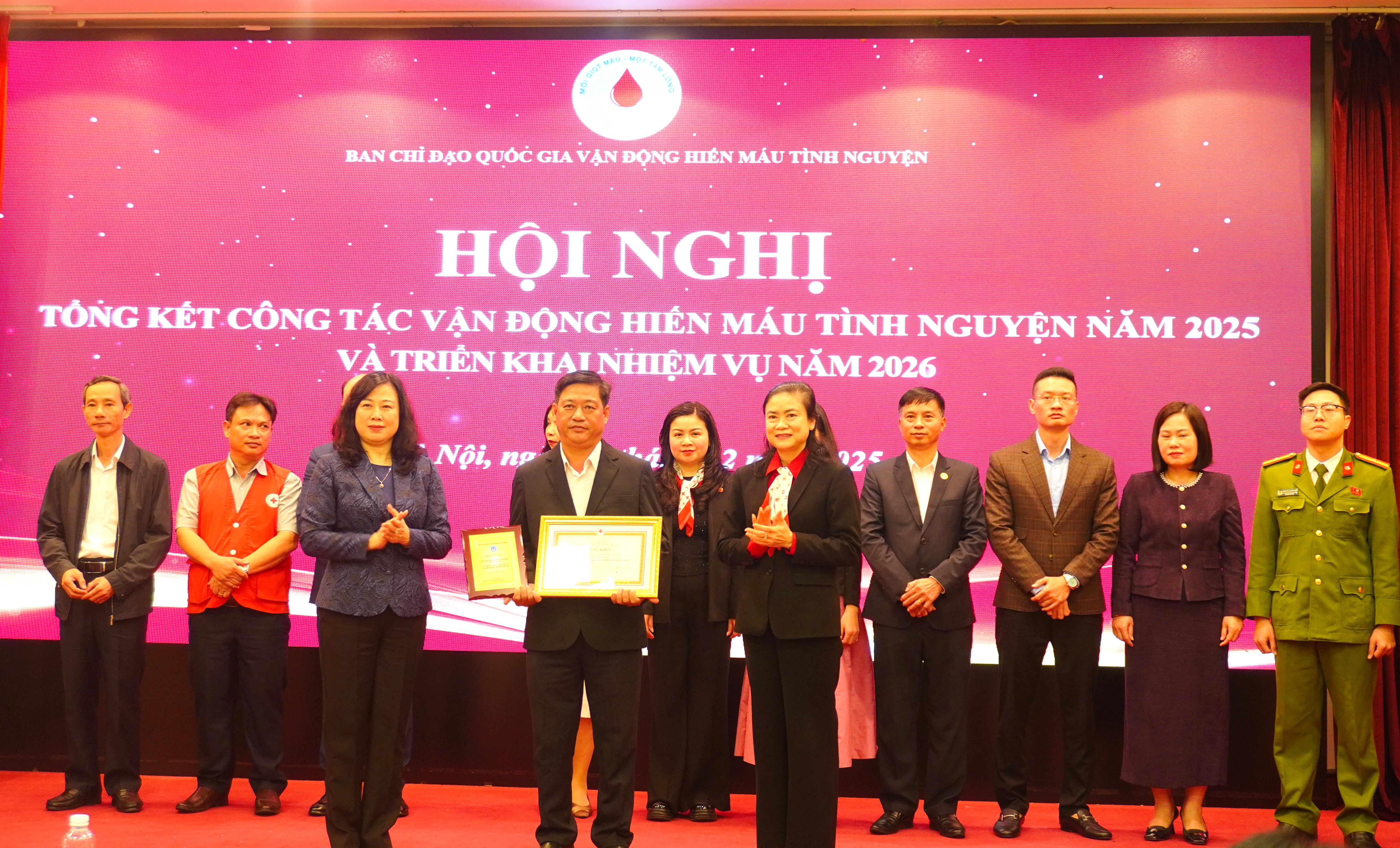 HỘI CHỮ THẬP ĐỎ VIỆT NAM