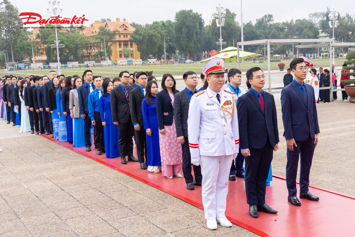 HỘI CHỮ THẬP ĐỎ VIỆT NAM