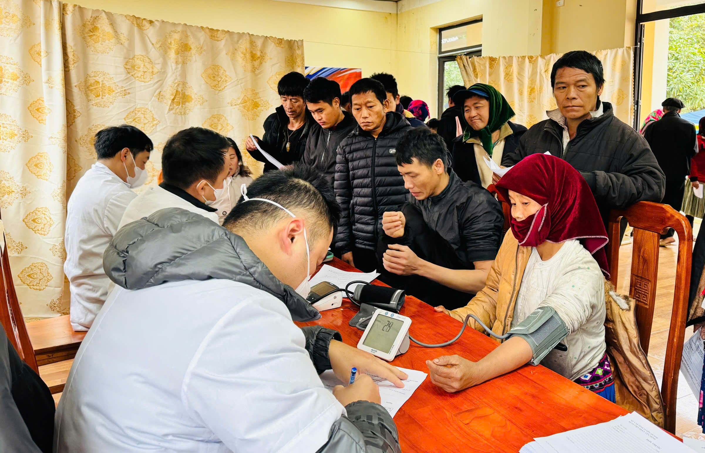 HỘI CHỮ THẬP ĐỎ VIỆT NAM