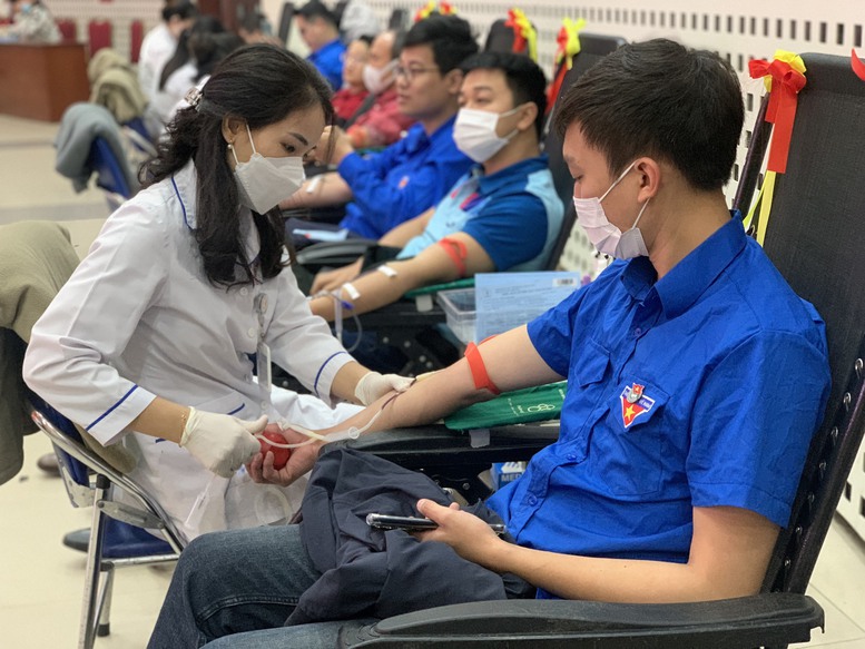 HỘI CHỮ THẬP ĐỎ VIỆT NAM