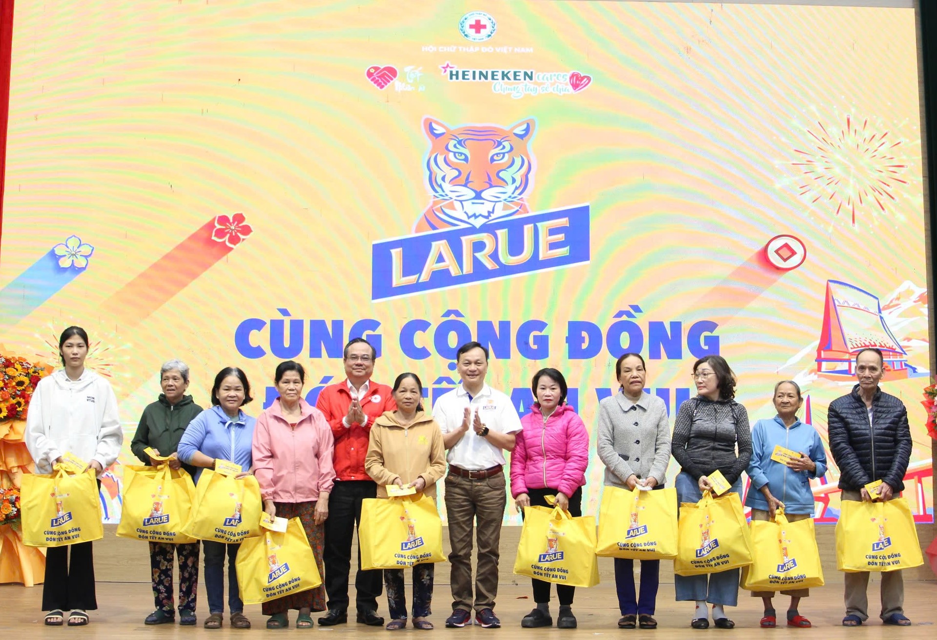 HỘI CHỮ THẬP ĐỎ VIỆT NAM