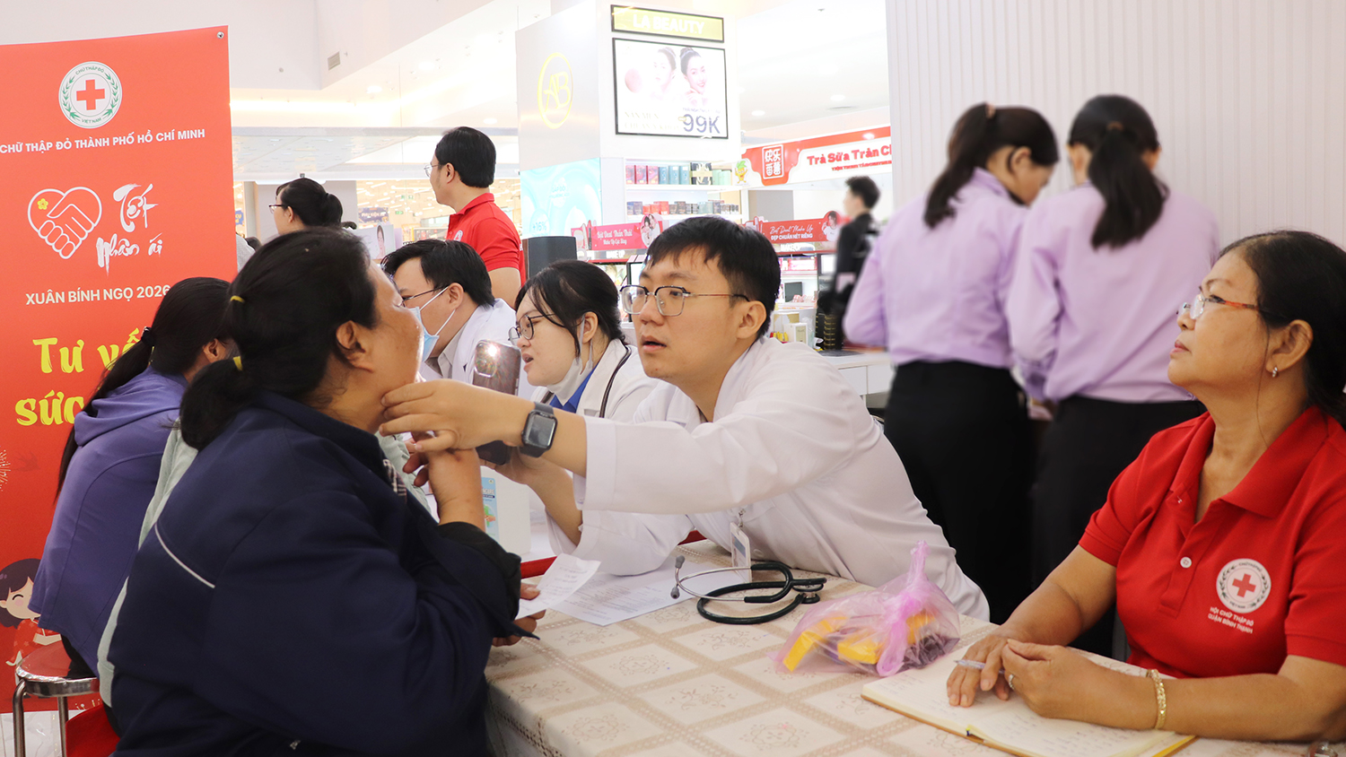HỘI CHỮ THẬP ĐỎ VIỆT NAM