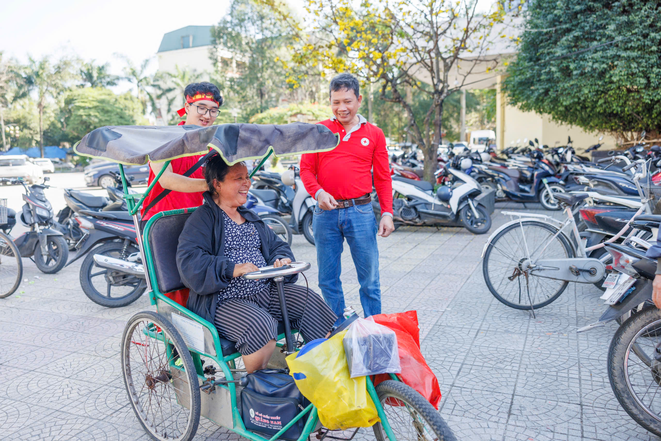 HỘI CHỮ THẬP ĐỎ VIỆT NAM