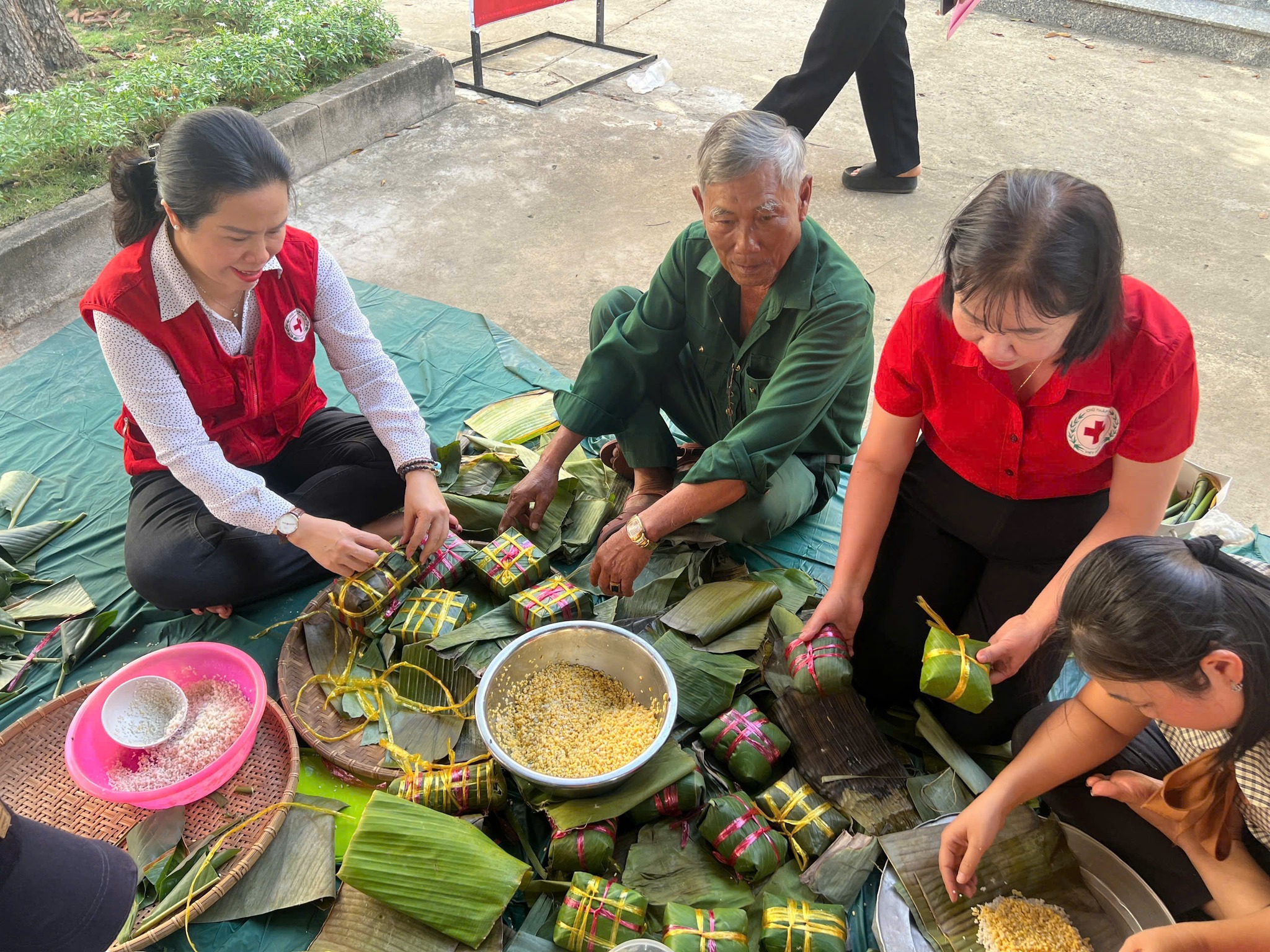 HỘI CHỮ THẬP ĐỎ VIỆT NAM
