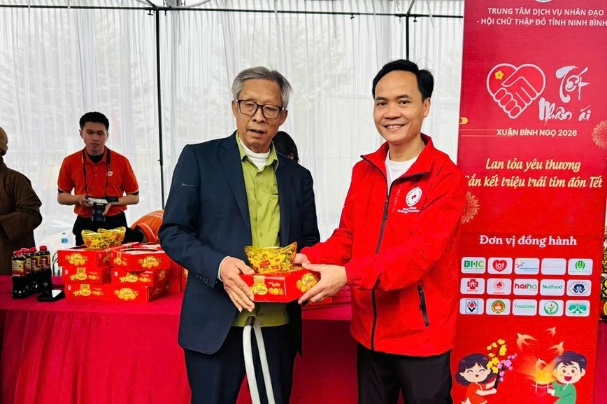 HỘI CHỮ THẬP ĐỎ VIỆT NAM