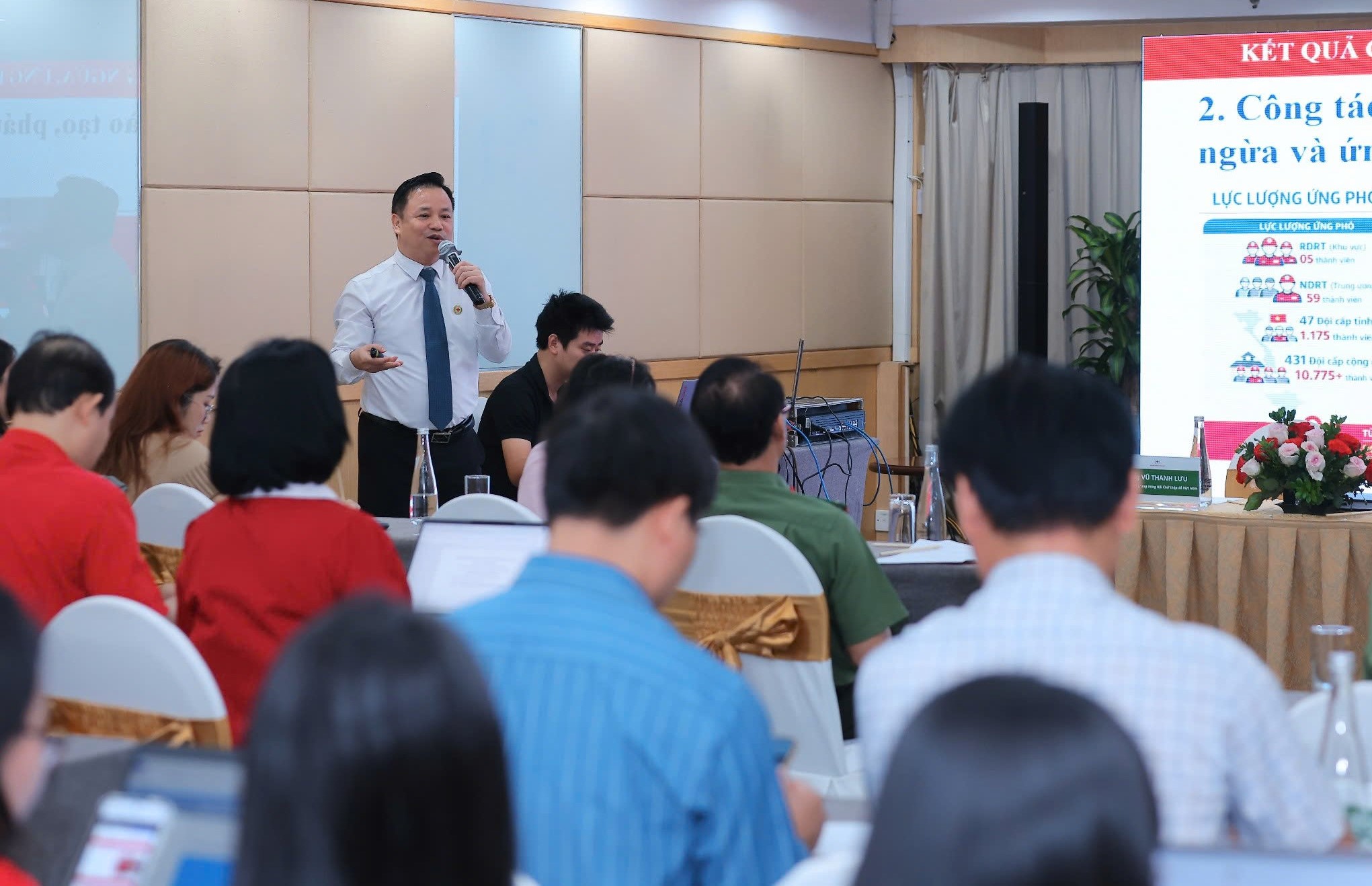 HỘI CHỮ THẬP ĐỎ VIỆT NAM