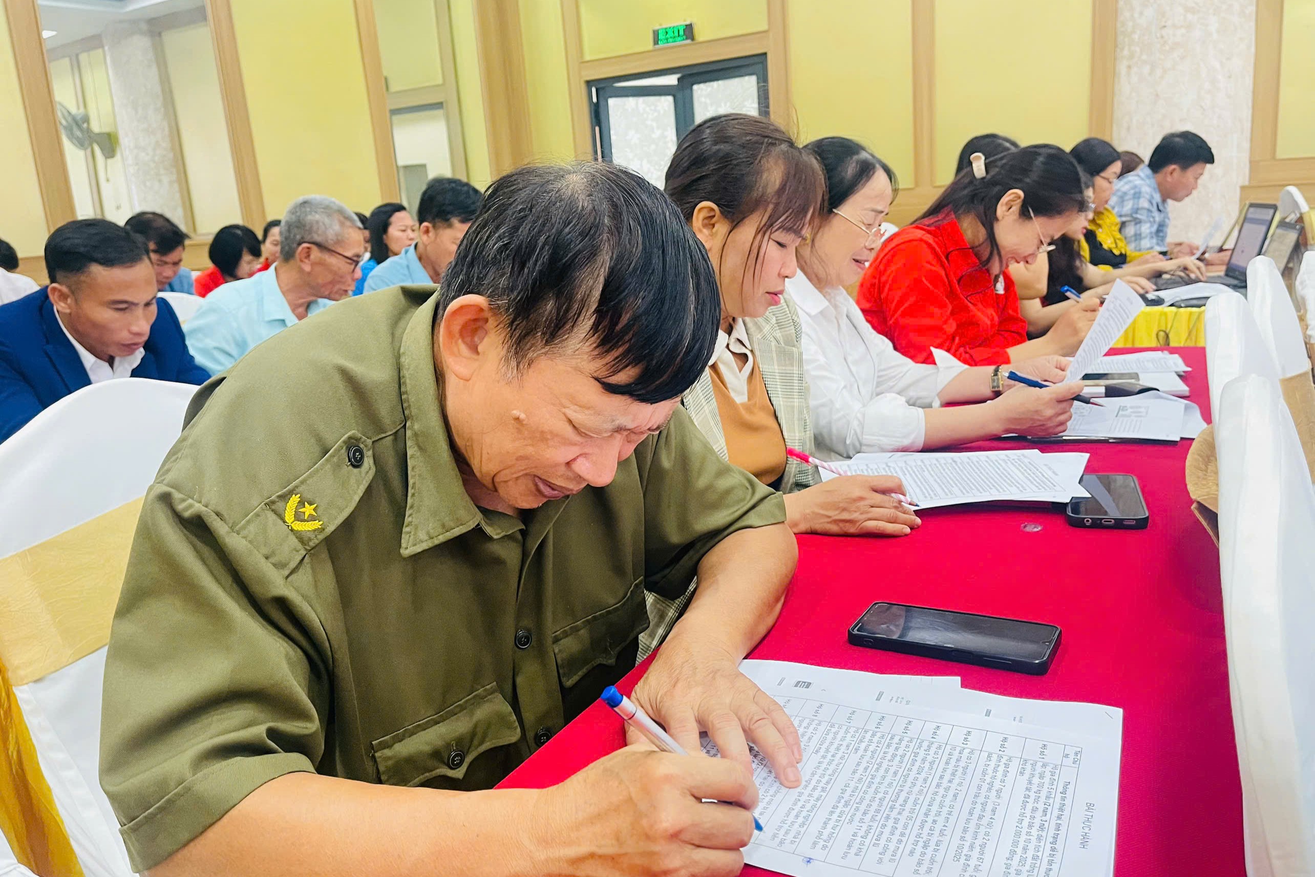 HỘI CHỮ THẬP ĐỎ VIỆT NAM
