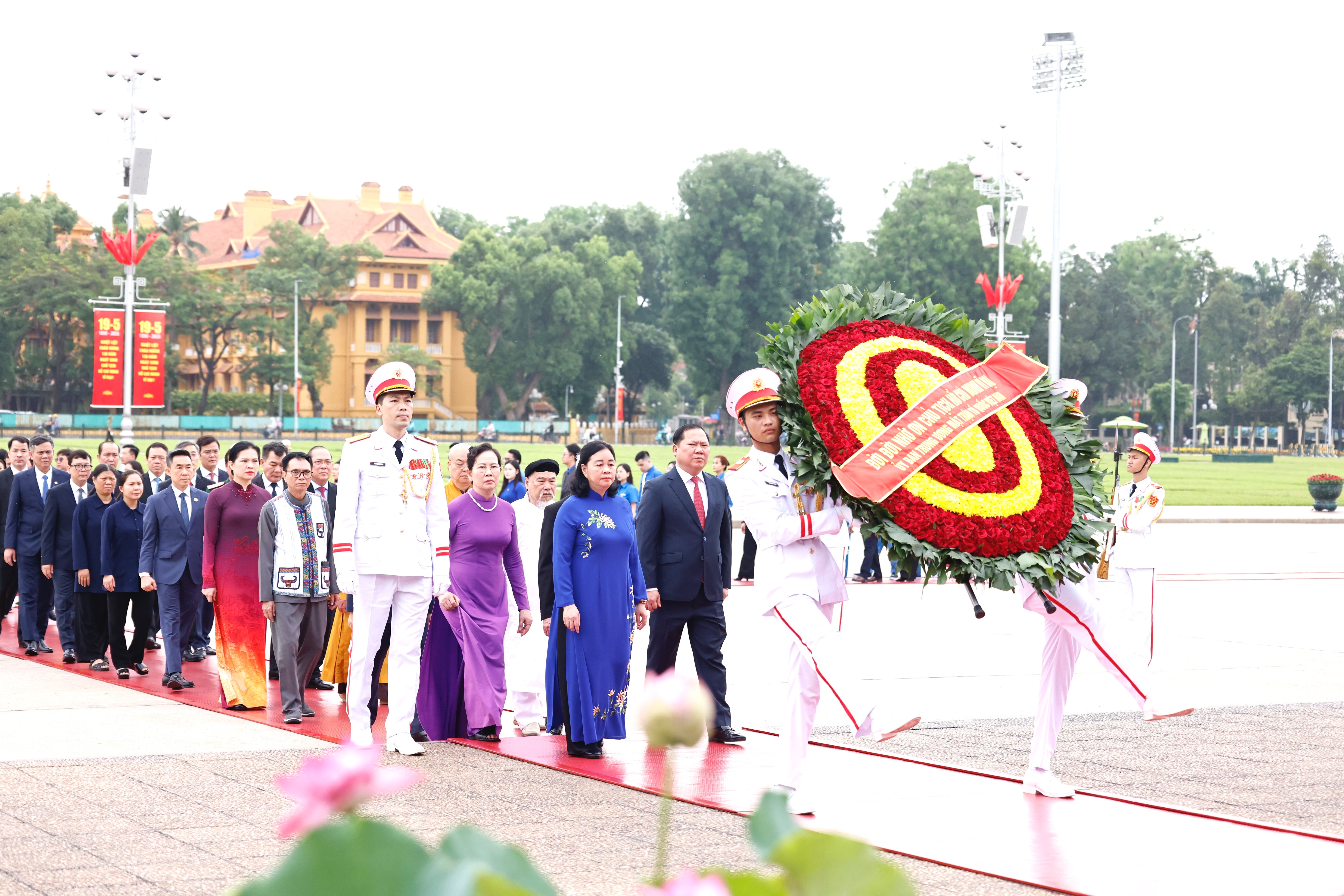 HỘI CHỮ THẬP ĐỎ VIỆT NAM
