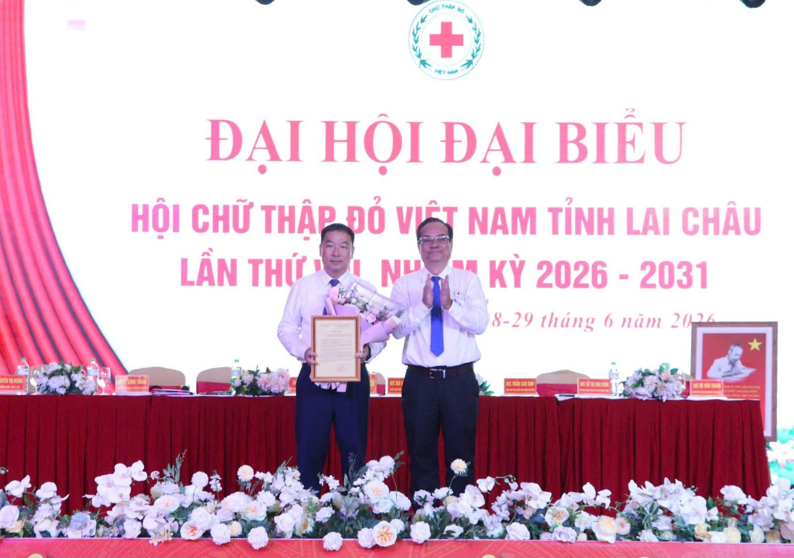 HỘI CHỮ THẬP ĐỎ VIỆT NAM
